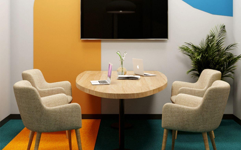 Say no to bright colour